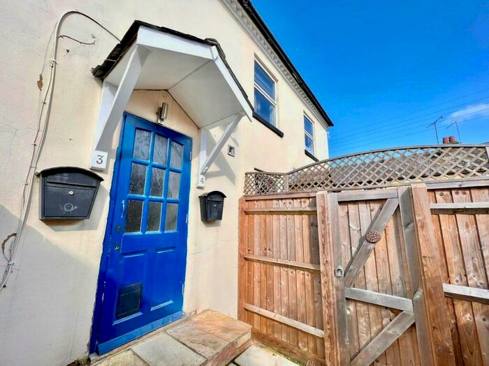 1 Bedroom Apartment To Rent In Charles Street, Tring, HP23