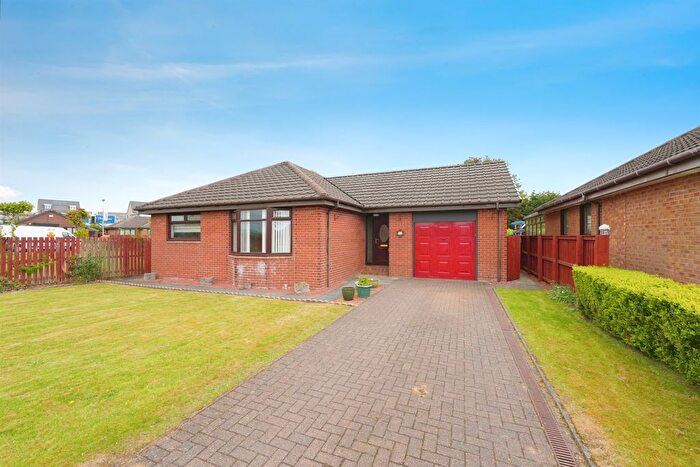 2 Bedroom Detached Bungalow For Sale In Hazeldene Park, Kilwinning, KA13