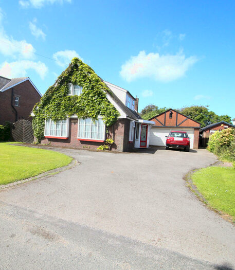 4 Bedroom Detached House For Sale In Alston Lane, Alston, PR3