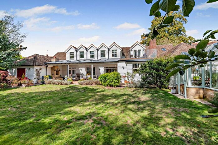 5 Bedroom Detached House For Sale In Teston Road, Offham, West Malling, Kent, ME19
