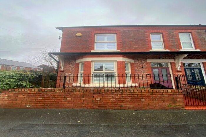 3 Bedroom Property To Rent In Farrell Road, Warrington, WA4