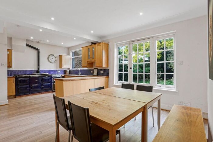 4 Bedroom Terraced House To Rent In Mayford Road, London, SW12