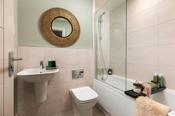 3 Bedroom End Of Terrace House For Sale In Fairmont, Stoke Orchard Road, Bishops Cleeve, Gloucestershire, GL52