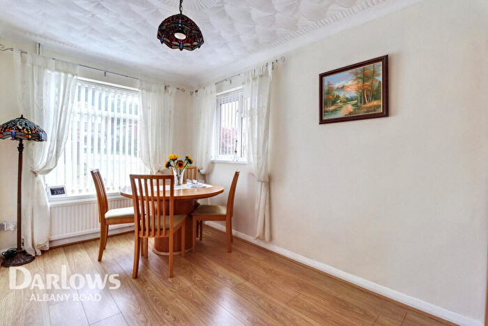 3 Bedroom Detached House For Sale In Carisbrooke Way, Cardiff, CF23