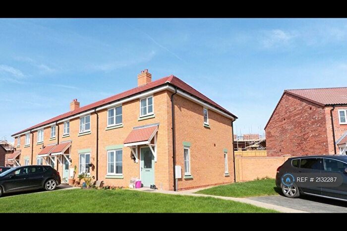 3 Bedroom End Of Terrace House To Rent In Heron Crescent, Melton Mowbray, LE13