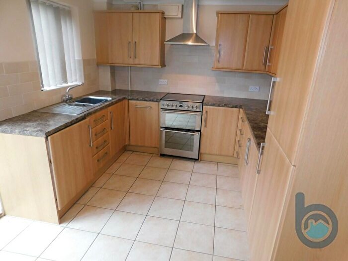 3 Bedroom Semi-Detached House To Rent In Wycliffe Grove, Peterborough, Cambridgeshire, PE4