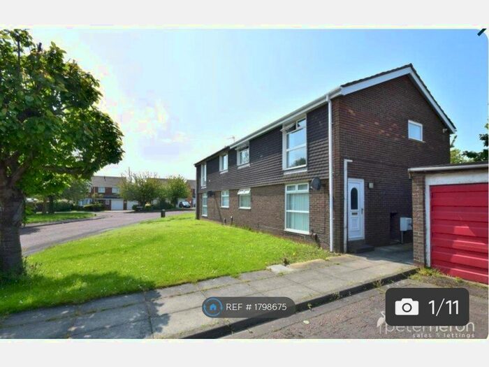 2 Bedroom Flat To Rent In Trevarren Drive, Sunderland, SR2