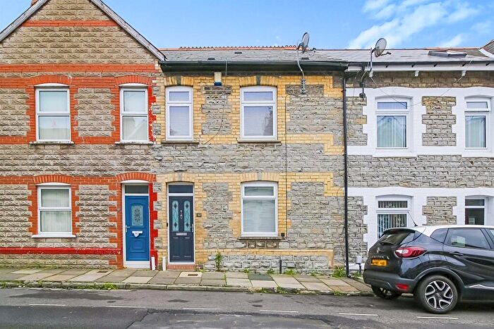 3 Bedroom Terraced House For Sale In Lombard Street, Barry, CF62