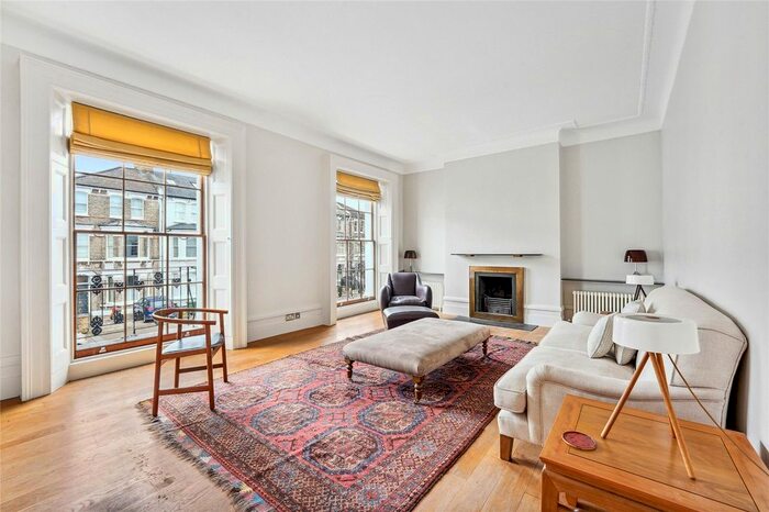 6 Bedroom Semi-Detached House To Rent In Fentiman Road, London, SW8