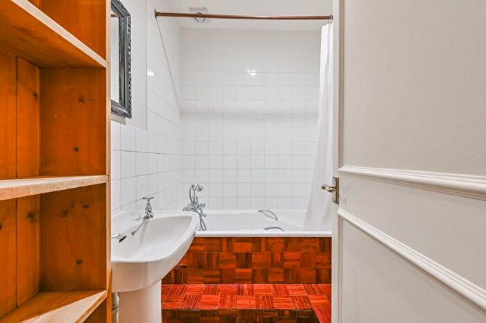 Studio To Rent In Abbey Road, St John's Wood, London, NW8