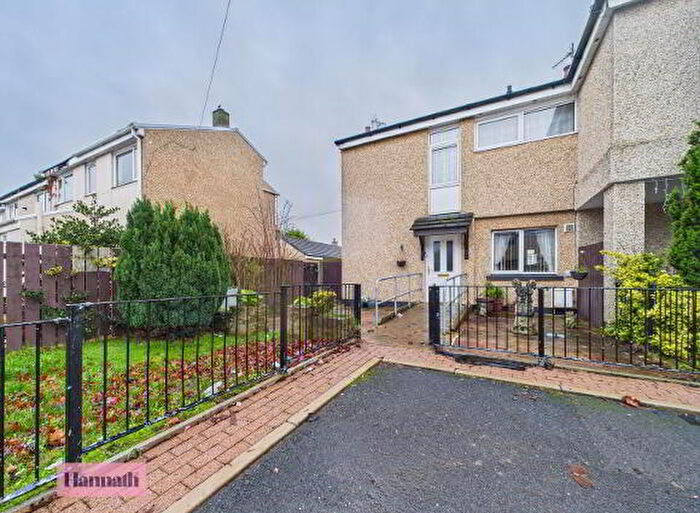 4 Bedroom End Of Terrace House For Sale In Churchill Park, Portadown, BT62