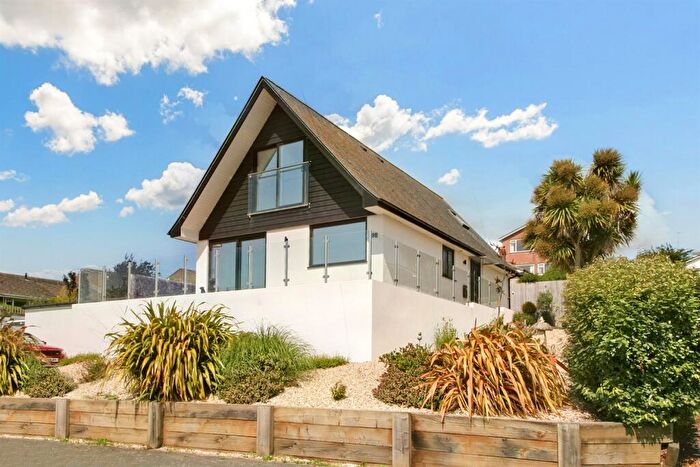 4 Bedroom Detached House For Sale In Preston, DT3