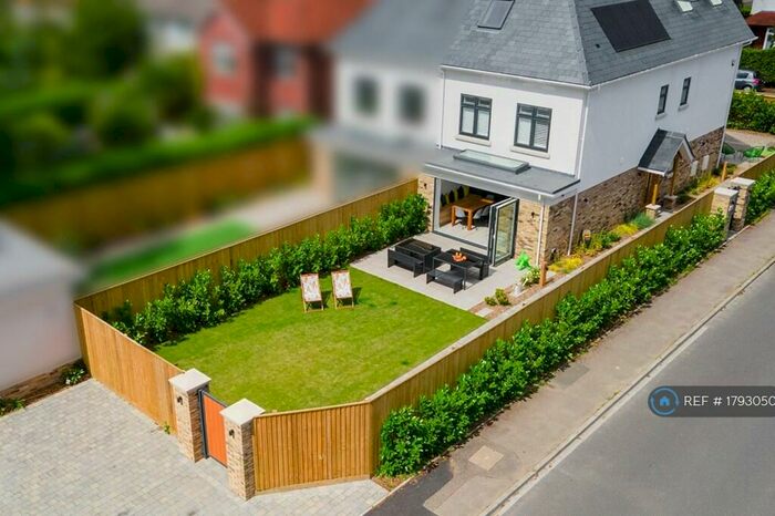 4 Bedroom Detached House To Rent In Boulnois Avenue, Poole, BH14