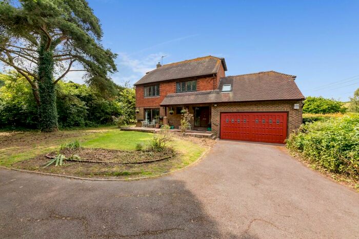 4 Bedroom Detached House For Sale In Wellgreen Lane, Kingston, BN7