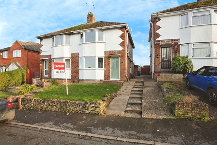 3 Bedroom Semi Detached House For Sale In Fenwick Drive, Rugby, CV21