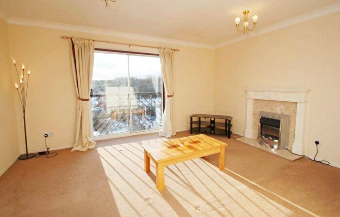 2 Bedroom Apartment To Rent In The Moorings, St Peters Basin, NE6