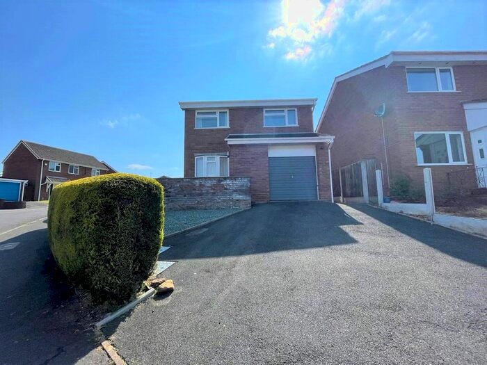 3 Bedroom Detached House To Rent In Ludlow Drive, Stirchley, Telford, Shropshire, TF3