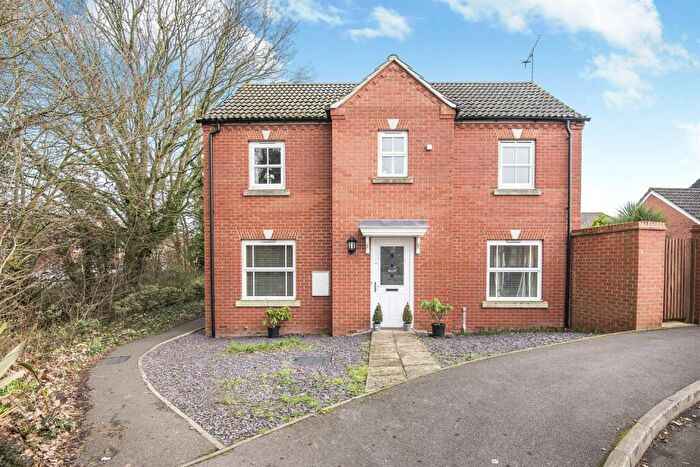 3 Bedroom Semi-Detached House To Rent In Dowles Green, Wokingham, RG40