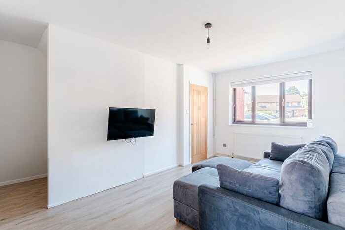 2 Bedroom End Of Terrace House For Sale In Pye Croft, Bradley Stoke, Bristol, Gloucestershire, BS32