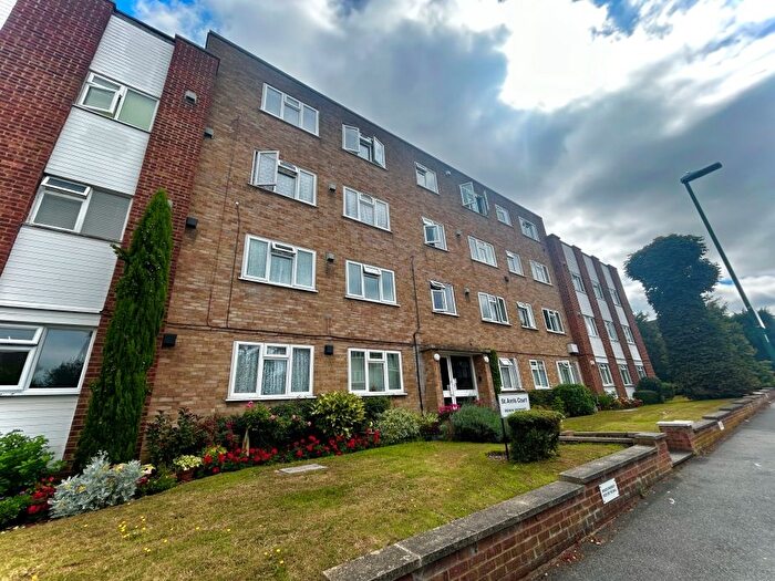 1 Bedroom Flat To Rent In Stanley Road, Sutton, SM2