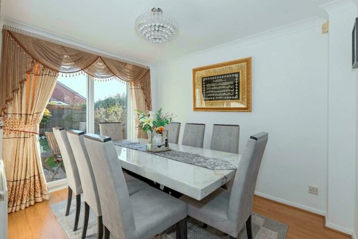 5 Bedroom Detached House For Sale In Ladies Mile Road, Brighton, BN1