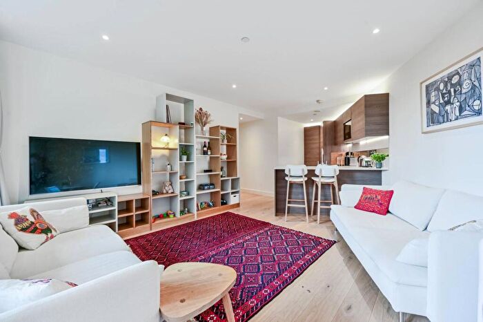 2 Bedroom Flat For Sale In Deveraux House, Woolwich Riverside, London, SE18