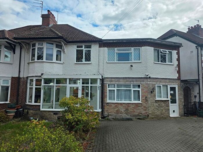 7 Bedroom Semi-detached House For Sale In Brandwood Road, Birmingham, West Midlands, B14