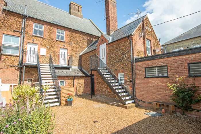 1 Bedroom Apartment For Sale In Hunstanton, Norfolk, PE36