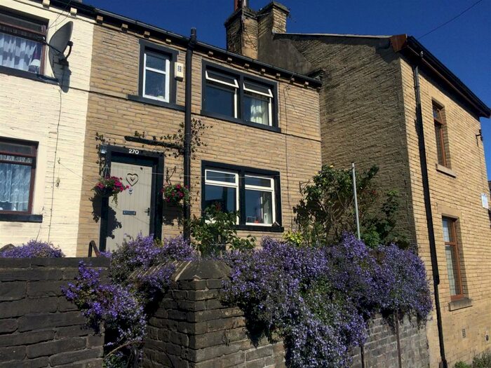 2 Bedroom Cottage To Rent In Cemetery Road, Bradford, BD7
