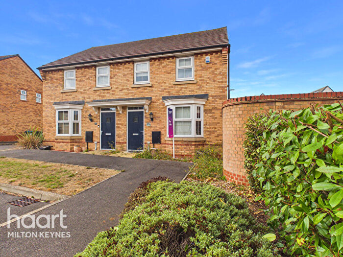 3 Bedroom Semi-Detached House For Sale In Bacchus Lane, Milton Keynes, MK11