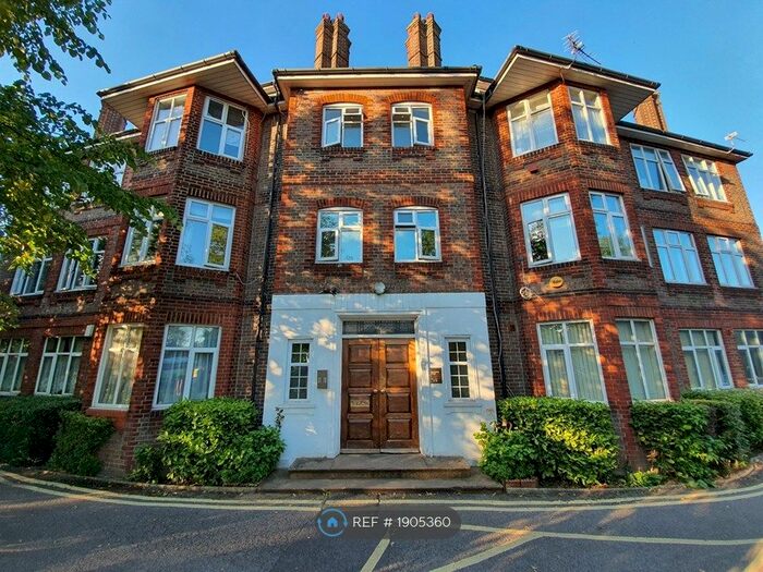 3 Bedroom Flat To Rent In London, London, HA0
