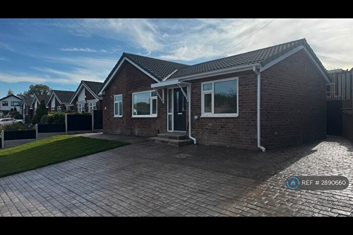 3 Bedroom Bungalow To Rent In Tarnside Close, Stockport, SK2