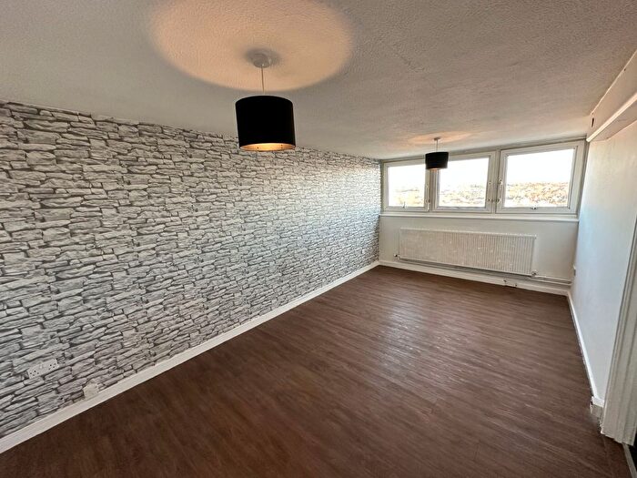 2 Bedroom Flat To Rent In Floor Flat Glass Street, Victoria Centre, Nottingham, Nottinghamshire, NG1