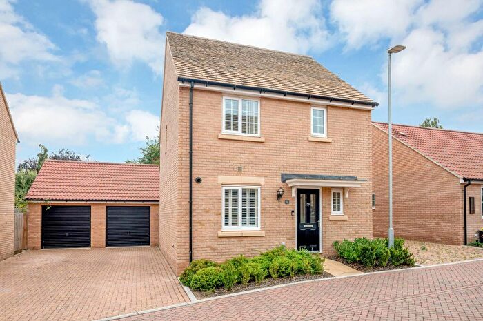 3 Bedroom Detached House For Sale In Sissons Close, Barnack, PE9