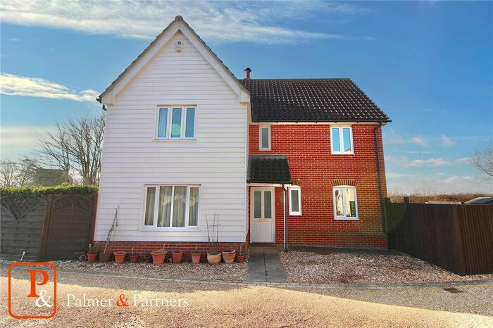 4 Bedroom Detached House For Sale In The Poplars, Ashbocking, Ipswich, Suffolk, IP6