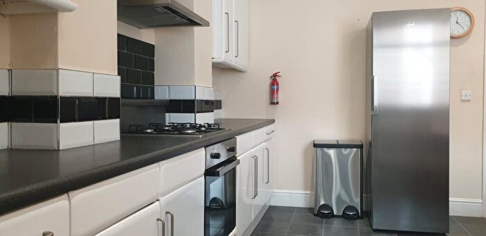 4 Bedroom Terraced House To Rent In Bed // Bath // Student House // Aug, LN2