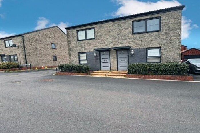 2 Bedroom Property To Rent In Taylor Crescent, Bristol, BS37