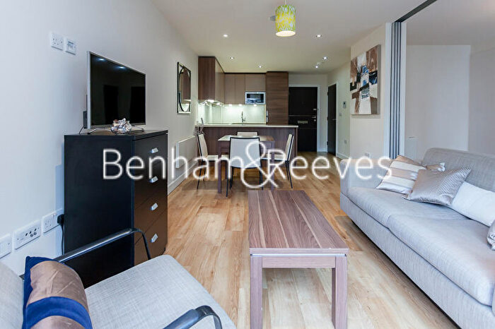 Studio To Rent In Aerodrome Road, Colindale, NW9