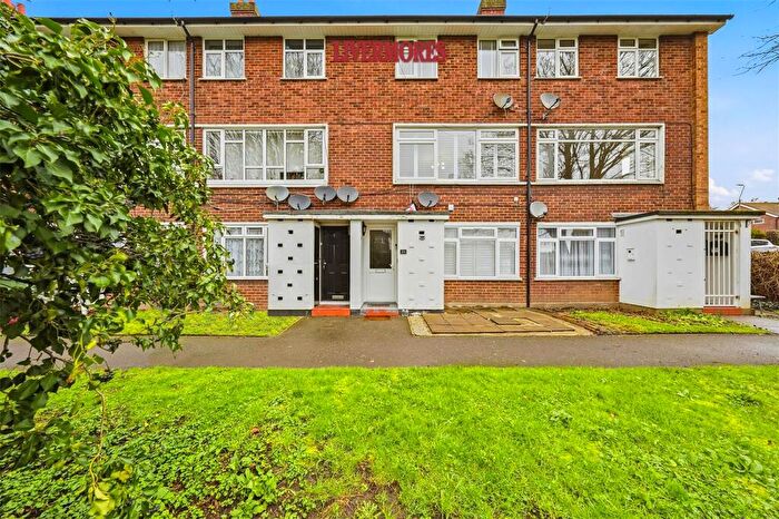 2 Bedroom Maisonette For Sale In Keats House, Bexley Lane, Crayford, DA1