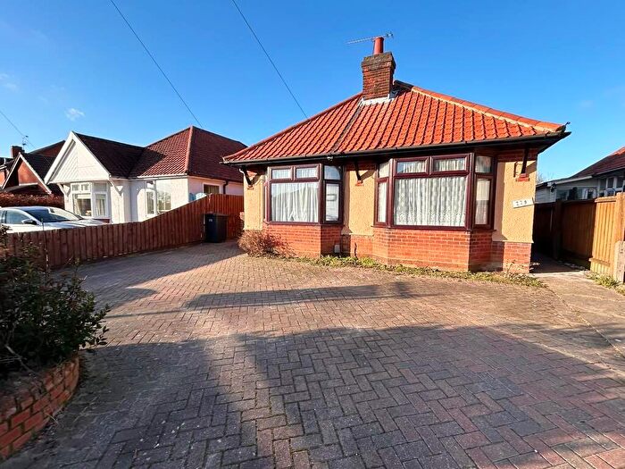 3 Bedroom Bungalow To Rent In Sidegate Lane, Ipswich, Suffolk, IP4