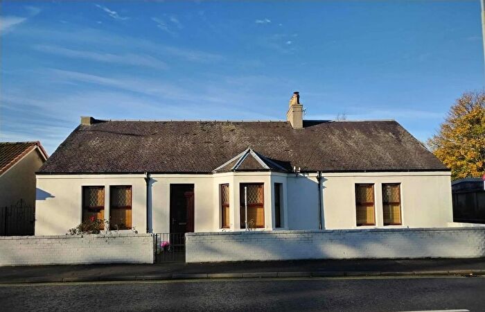 5 Bedroom Detached Bungalow For Sale In Station Road, Cardenden, Lochgelly, KY5