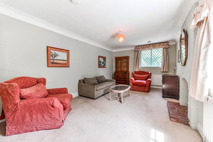 2 Bedroom Apartment To Rent In Maer, Newcastle, ST5