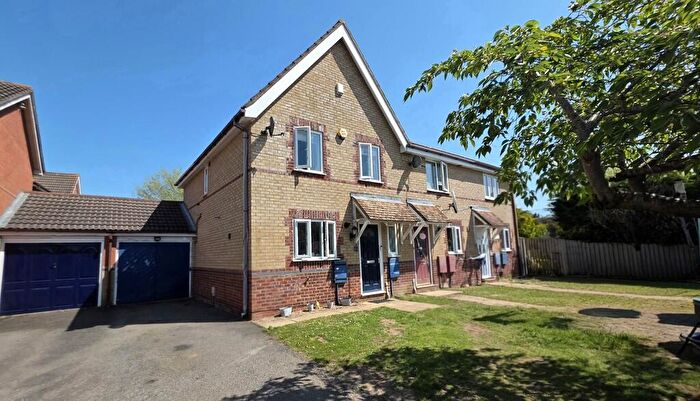 3 Bedroom End Of Terrace House For Sale In Newbery Drive, Brackley, NN13