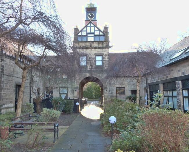 2 Bedroom Terraced House To Rent In Woodfield Drive, Harrogate, HG1