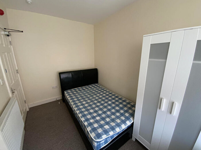 1 Bedroom Terraced House To Rent In Windermere Road, Forest Fields, Nottingham, NG7