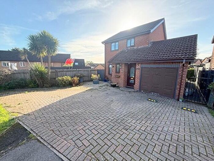 3 Bedroom Detached House For Sale In Tremains Court, Brackla, Bridgend, CF31