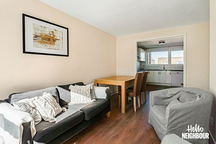 4 Bedroom Flat To Rent In East Hill, London, SW18
