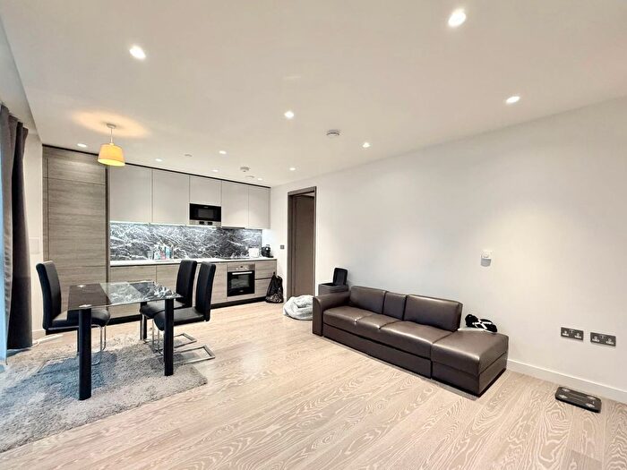 1 Bedroom Flat To Rent In Pilot Walk, London, SE10