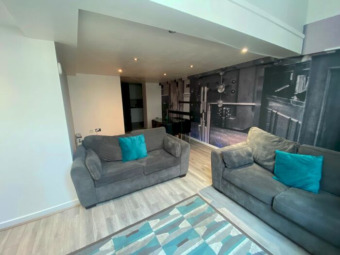 2 Bedroom Flat To Rent In Fenwick Street, Liverpool, L2