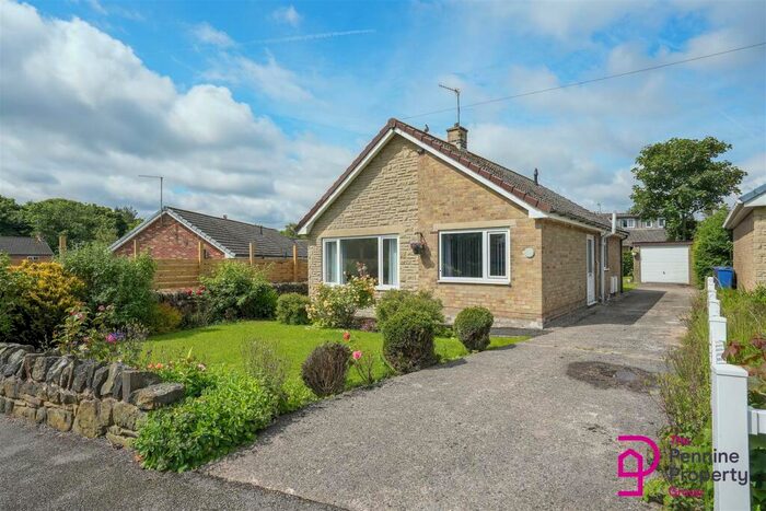 2 Bedroom Detached Bungalow For Sale In Birks Lane, Millhouse Green, S36